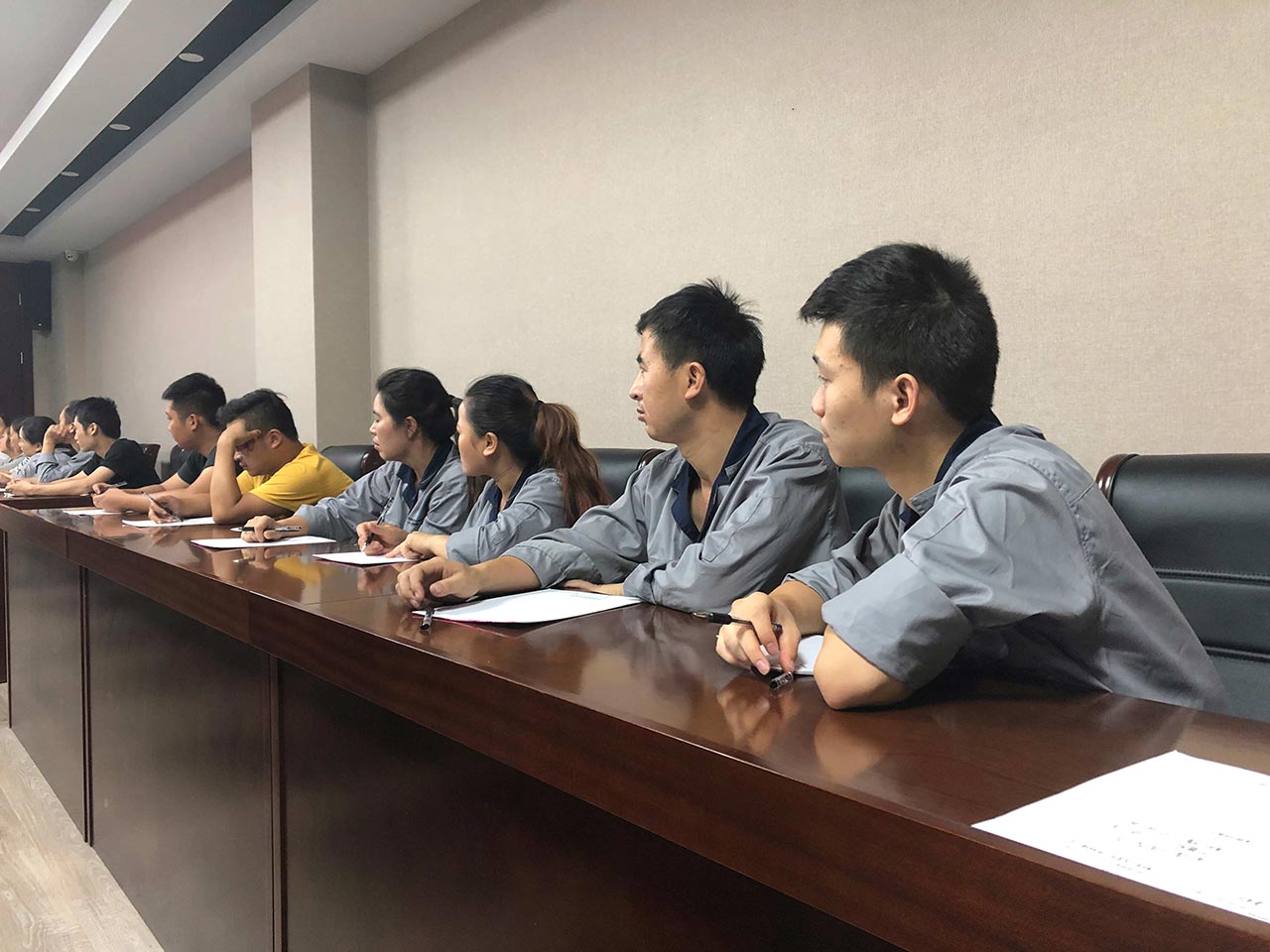 新员工座谈会